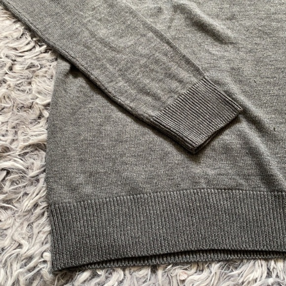 ANNETTE Gray and Black Lace Long Sleeve Sweater Size Large - Picture 5 of 12